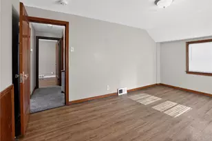 4036 Greensburg Pike, Pittsburgh, PA 15221 - Photo 9