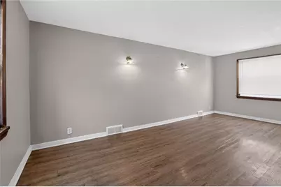 4036 Greensburg Pike, Pittsburgh, PA 15221 - Photo 7