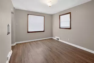 4036 Greensburg Pike, Pittsburgh, PA 15221 - Photo 13