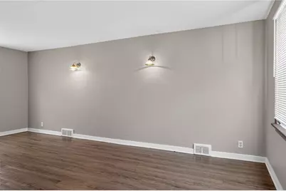 4036 Greensburg Pike, Pittsburgh, PA 15221 - Photo 15