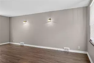 4036 Greensburg Pike, Pittsburgh, PA 15221 - Photo 15