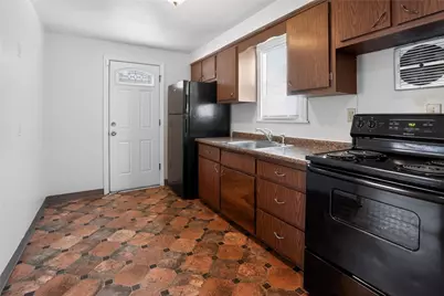 4036 Greensburg Pike, Pittsburgh, PA 15221 - Photo 19