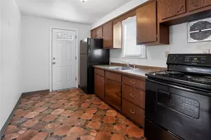 4036 Greensburg Pike, Pittsburgh, PA 15221 - Photo 19