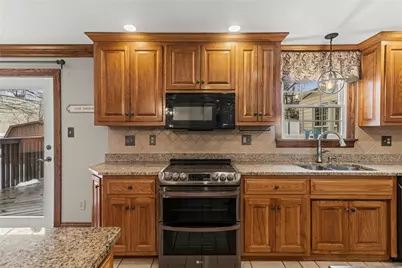 4935 Field Acres Dr, Hampton, PA 15044 - Photo 17