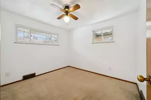 7867 Mark Dr, Pittsburgh, PA 15147 - Photo 21