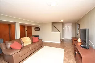 575 Somerville Dr, Scott Township, PA 15243 - Photo 17