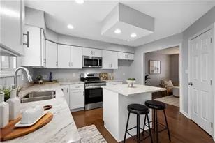 271 Overlook Ct, Robinson Twp, PA 15108 - Photo 11