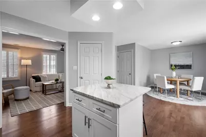 271 Overlook Ct, Robinson Twp, PA 15108 - Photo 13