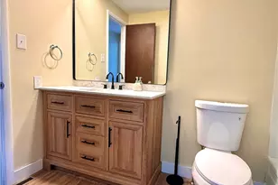 207 Parkwood Dr, Cranberry Township, PA 16066 - Photo 17