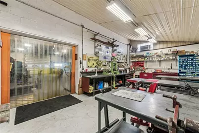 952 W Pittsburgh Street, Hempfield Township, PA 15601 - Photo 11