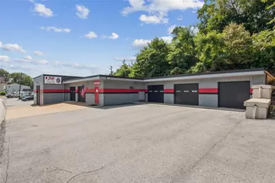 952 W Pittsburgh Street, Hempfield Township, PA 15601 - Photo 3