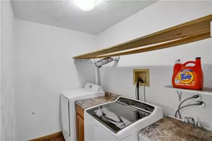 10 Danbury Dr, Greensburg, PA 15601 - Photo 25