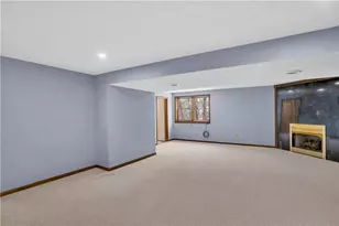 10 Danbury Dr, Greensburg, PA 15601 - Photo 21