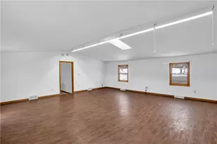 10 Danbury Dr, Greensburg, PA 15601 - Photo 9