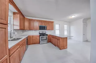 923 Adams St, New Castle, PA 16101 - Photo 15