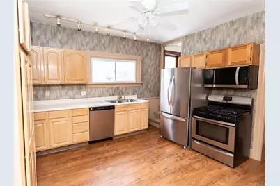 1206 Sycamore St, Connellsville, PA 15425 - Photo 15