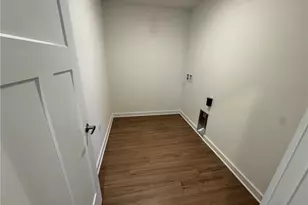 307 Champions Wy, Chartiers City, PA 15071 - Photo 15