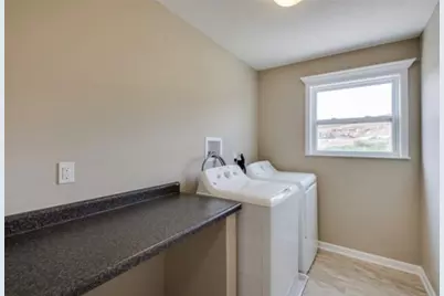 307 Champions Way, Collier Township, PA 15071 - Photo 21