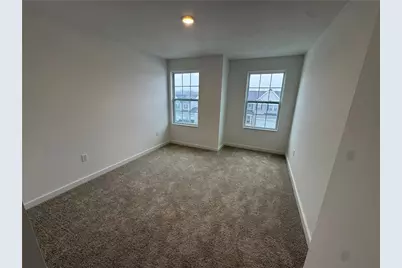 307 Champions Way, Chartiers City, PA 15071 - Photo 11