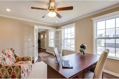 307 Champions Way, Collier Township, PA 15071 - Photo 5