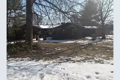 320 Country View Dr, Penn Twp, PA 15642 - Photo 1