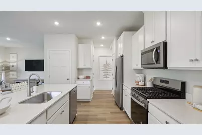 162 River Ridge Dr, Moon/Crescent Twp, PA 15108 - Photo 9