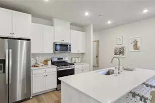 162 River Rdg Dr, Moon/Crescent Twp, PA 15108 - Photo 9