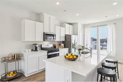 502 Cherry Tree Dr, Twp of But SW, PA 16001 - Photo 5