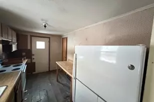 8972 Old Route 56 Hwy, Shelocta, PA 15774 - Photo 11