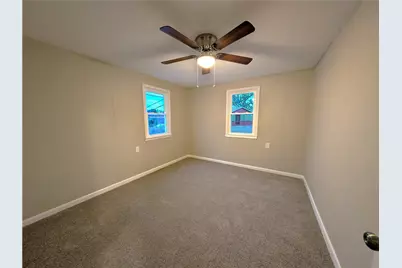 303 Lentz Street, Jeannette, PA 15644 - Photo 9