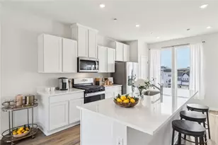 504 Cherry Tree Dr, Twp of But SW, PA 16001 - Photo 5