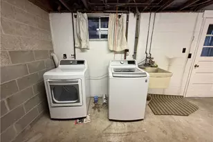 221 S Magnolia Dr, Pittsburgh, PA 15116 - Photo 27