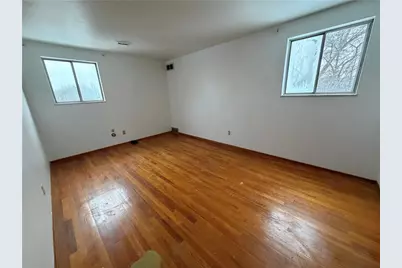 221 S Magnolia Dr, Pittsburgh, PA 15116 - Photo 23