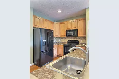 282 Maple Ridge Dr, Cecil, PA 15317 - Photo 11