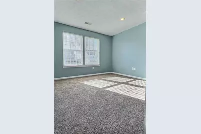 282 Maple Ridge Dr, Cecil, PA 15317 - Photo 17