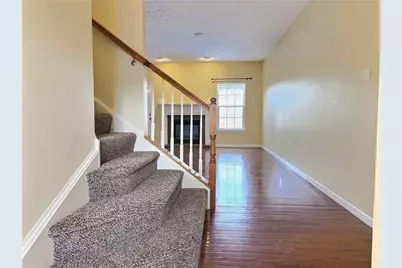 282 Maple Ridge Dr, Cecil, PA 15317 - Photo 3