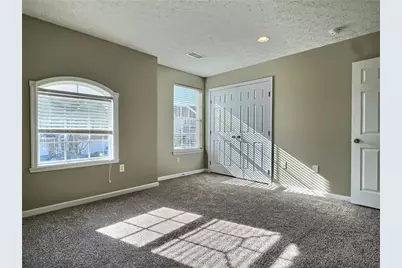 282 Maple Ridge Dr, Cecil, PA 15317 - Photo 19