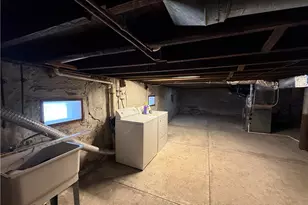 323 Spackman St, Saint Clair Township, PA 15954 - Photo 17