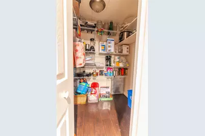 6808 Monroe Ave, West Mifflin, PA 15122 - Photo 17