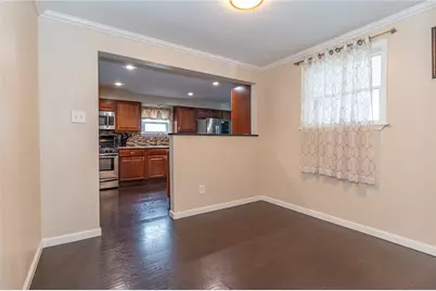 6808 Monroe Ave, West Mifflin, PA 15122 - Photo 15