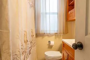 6808 Monroe Ave, West Mifflin, PA 15122 - Photo 19