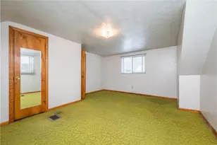 3340 Recker Dr, Pittsburgh, PA 15227 - Photo 29