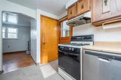 3340 Recker Dr, Pittsburgh, PA 15227 - Photo 17