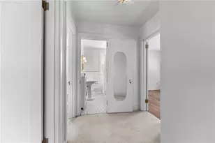 251 Hazel Dr, Pittsburgh, PA 15228 - Photo 19