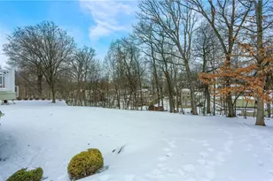 251 St Leonards Ln, Cranberry Township, PA 16066 - Photo 5