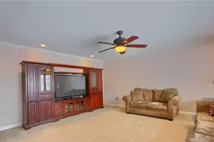 251 St Leonards Ln, Cranberry Township, PA 16066 - Photo 29
