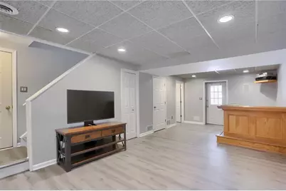 251 Saint Leonards Ln, Cranberry Township, PA 16066 - Photo 33