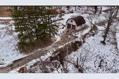 275 Old Scales Rd, South Franklin, PA 15301 - Photo 3