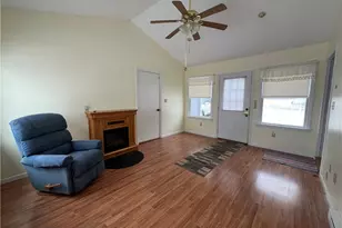 101 Filbert Rd, Butler, PA 16001 - Photo 3