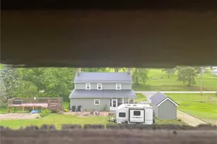 828 Parker Rd, Burgettstown Boro, PA 15021 - Photo 9